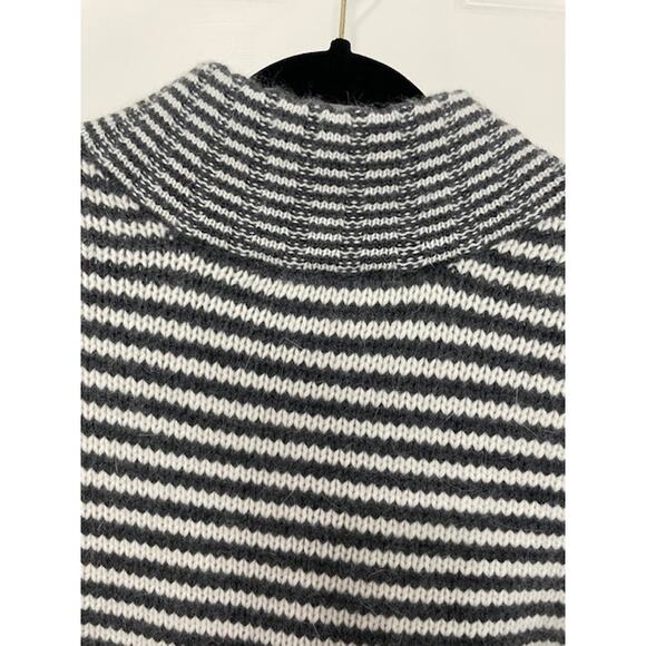 Talbots Striped Merino Lambs Angora Angora Dark Gray Cardigan Size LARGE Classic - Picture 3 of 3